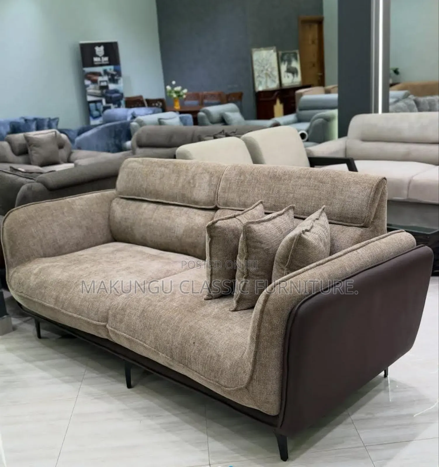 Modern and Quality Sofa Sets 3,2,1,1 Ni Turkish Fabrics Na Leather