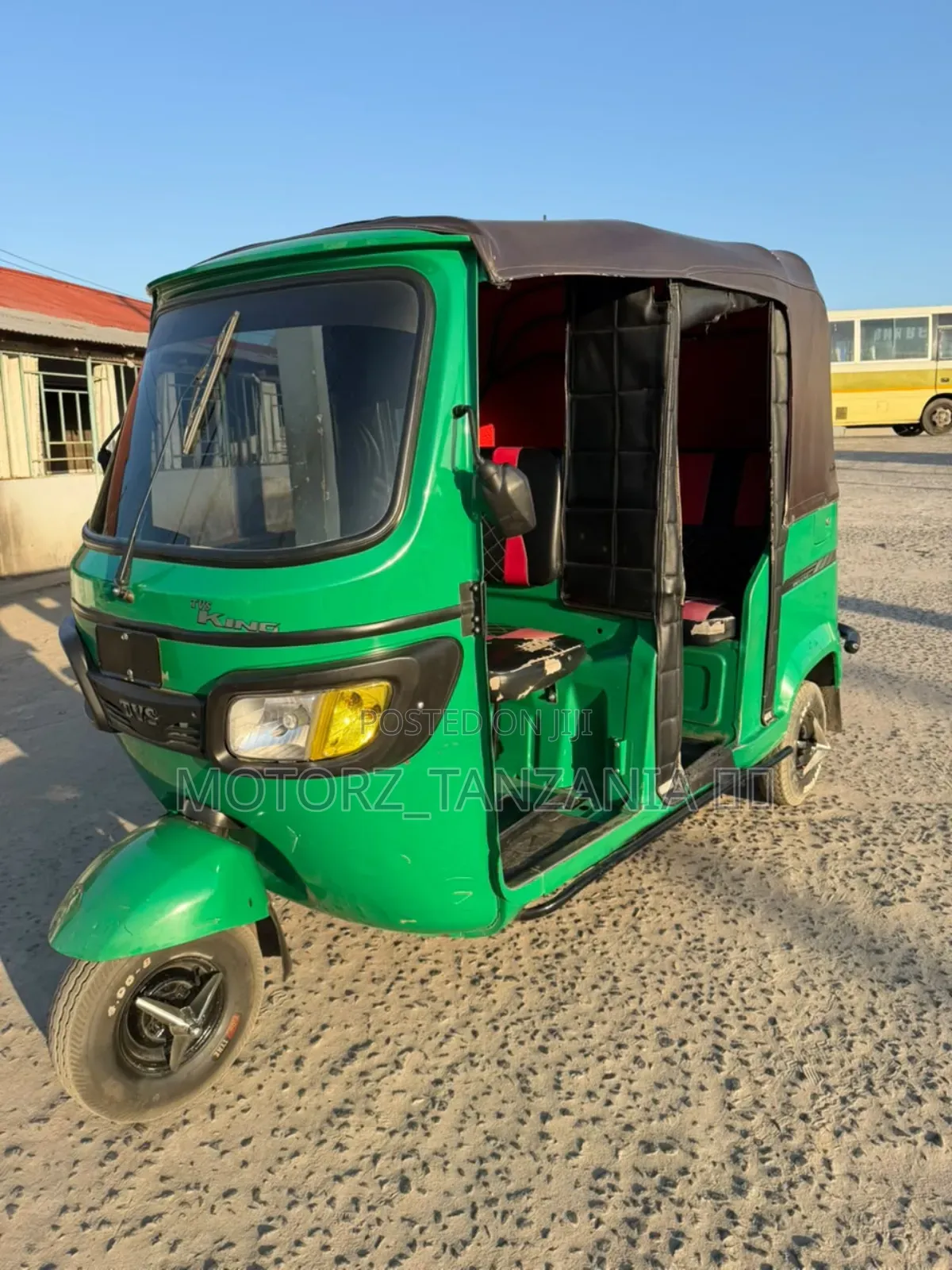 TVS King Deluxe Plus iTouch Start 2026 Green