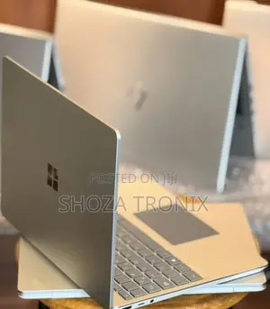 Laptop Microsoft Surface Go 8GB Intel Core i5 SSD 256GB