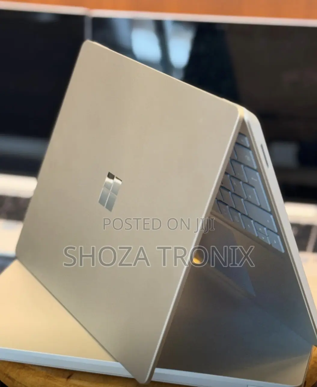 Laptop Microsoft Surface Go 8GB Intel Core i5 SSD 256GB