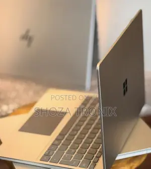 Laptop Microsoft Surface Go 8GB Intel Core i5 SSD 256GB
