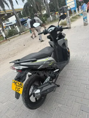 Motorcycle 2025 Gray