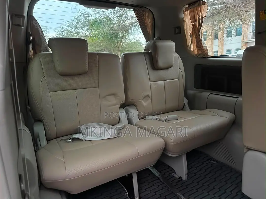 Toyota Noah 2009 Black