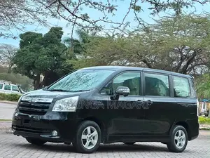 Toyota Noah 2009 Black