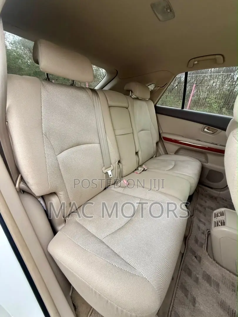 Toyota Harrier 2006 White