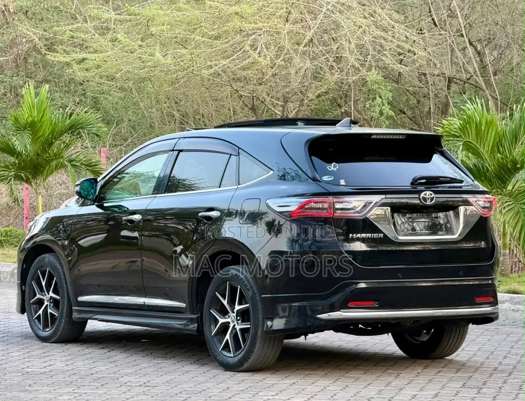 Toyota Harrier 2016 Black