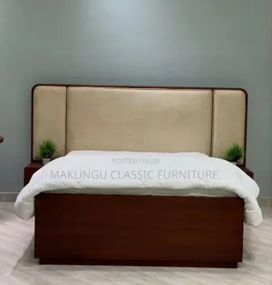 Kitanda Cha Mbao Cha Kisasa Cha 5/6 Ni Mbao Ngumu