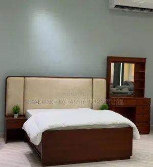 Kitanda Cha Mbao Cha Kisasa Cha 5/6 Ni Mbao Ngumu