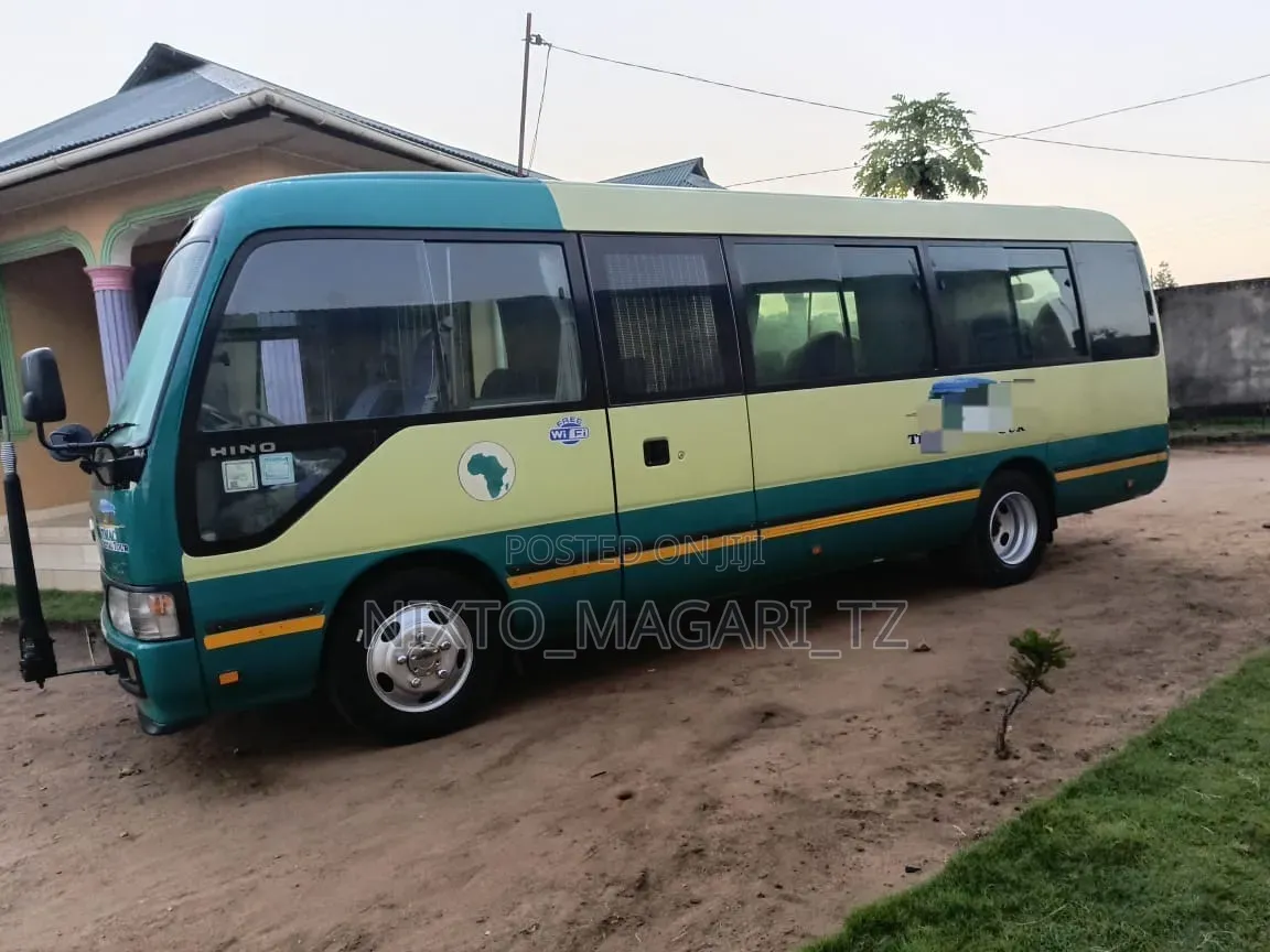 Toyota Coaster 2006 Green