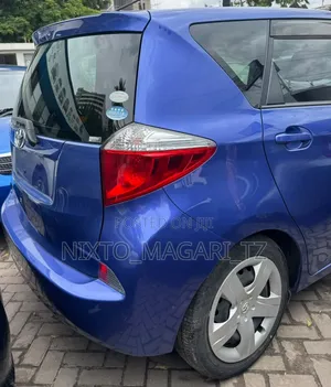 Toyota Ractis 2012 Blue