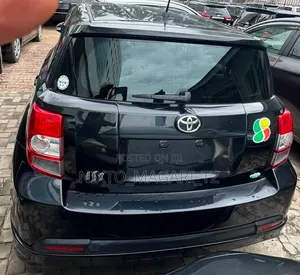 Toyota IST 2009 Black