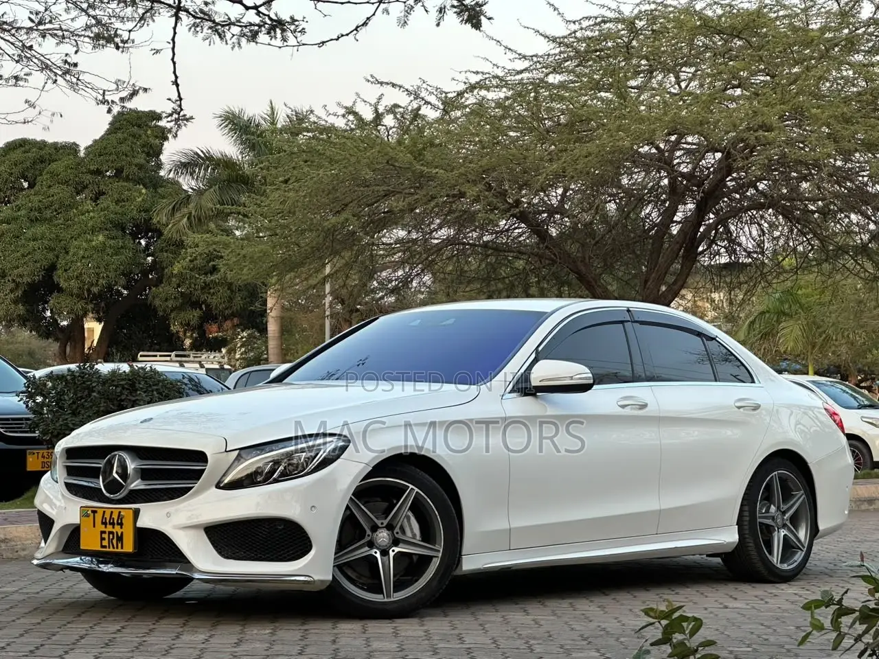 Mercedes-Benz C200 2014 White