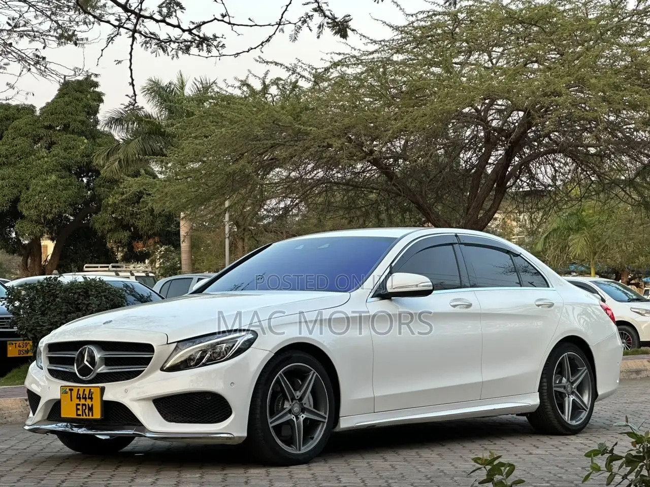 Mercedes-Benz C200 2014 White