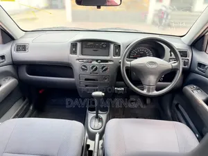 Toyota Probox 2005 Silver