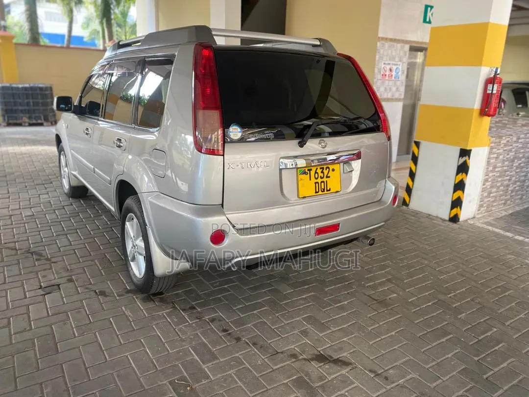 Nissan X-Trail 2009 Gold