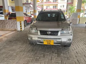 Nissan X-Trail 2009 Gold