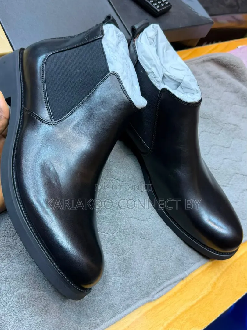 Men's Classic Leather Chelsea Boots