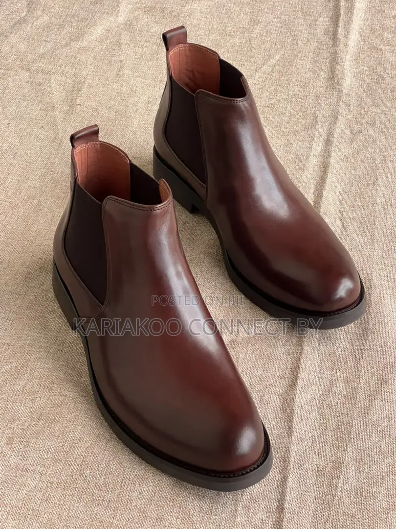 Men's Classic Leather Chelsea Boots