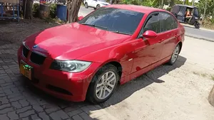 BMW 320i 2007 Red
