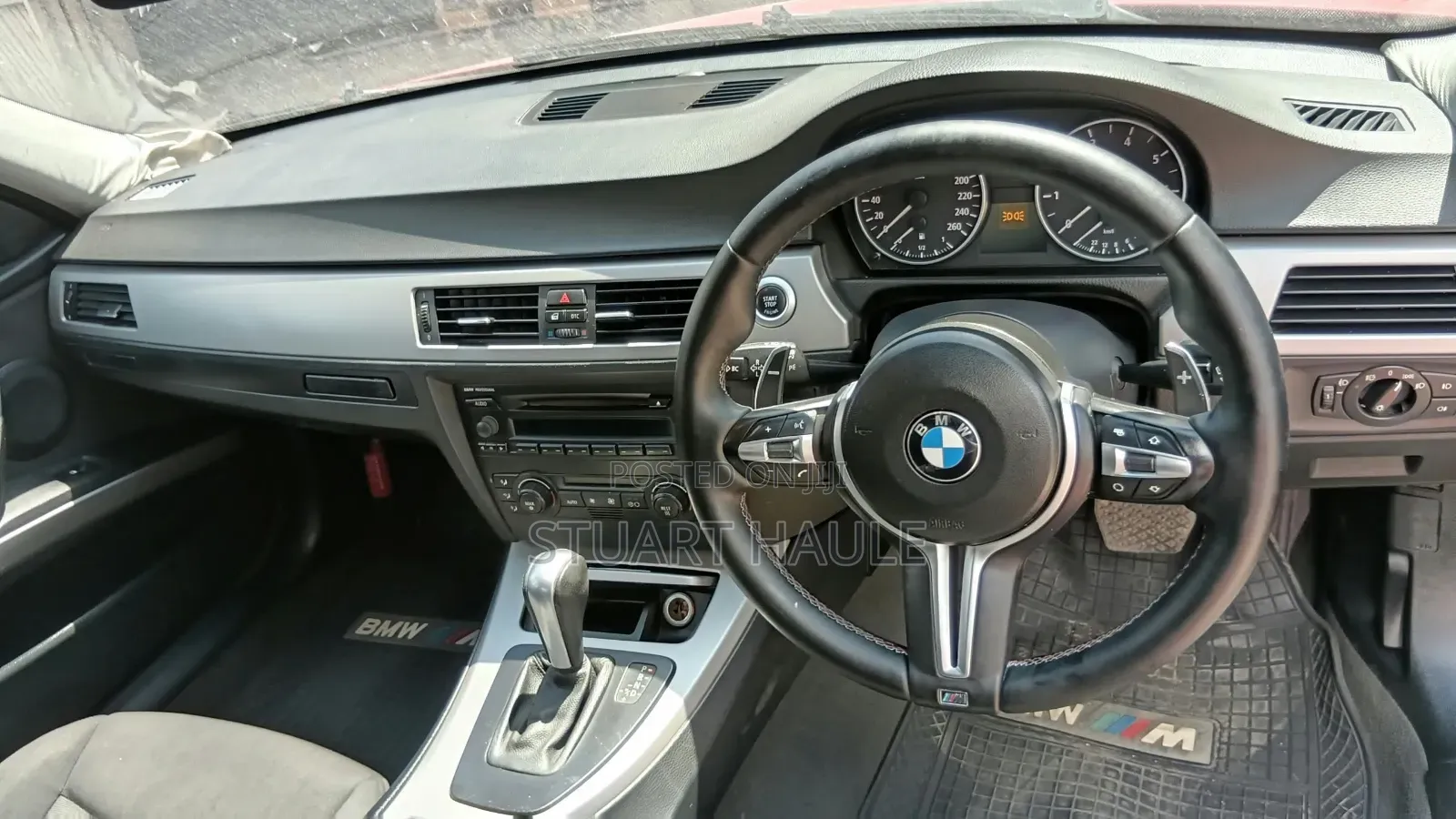 BMW 320i 2007 Red