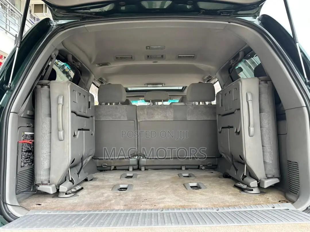 Toyota Land Cruiser 2005 Green