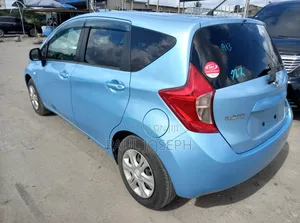 Nissan Note 2012 Blue