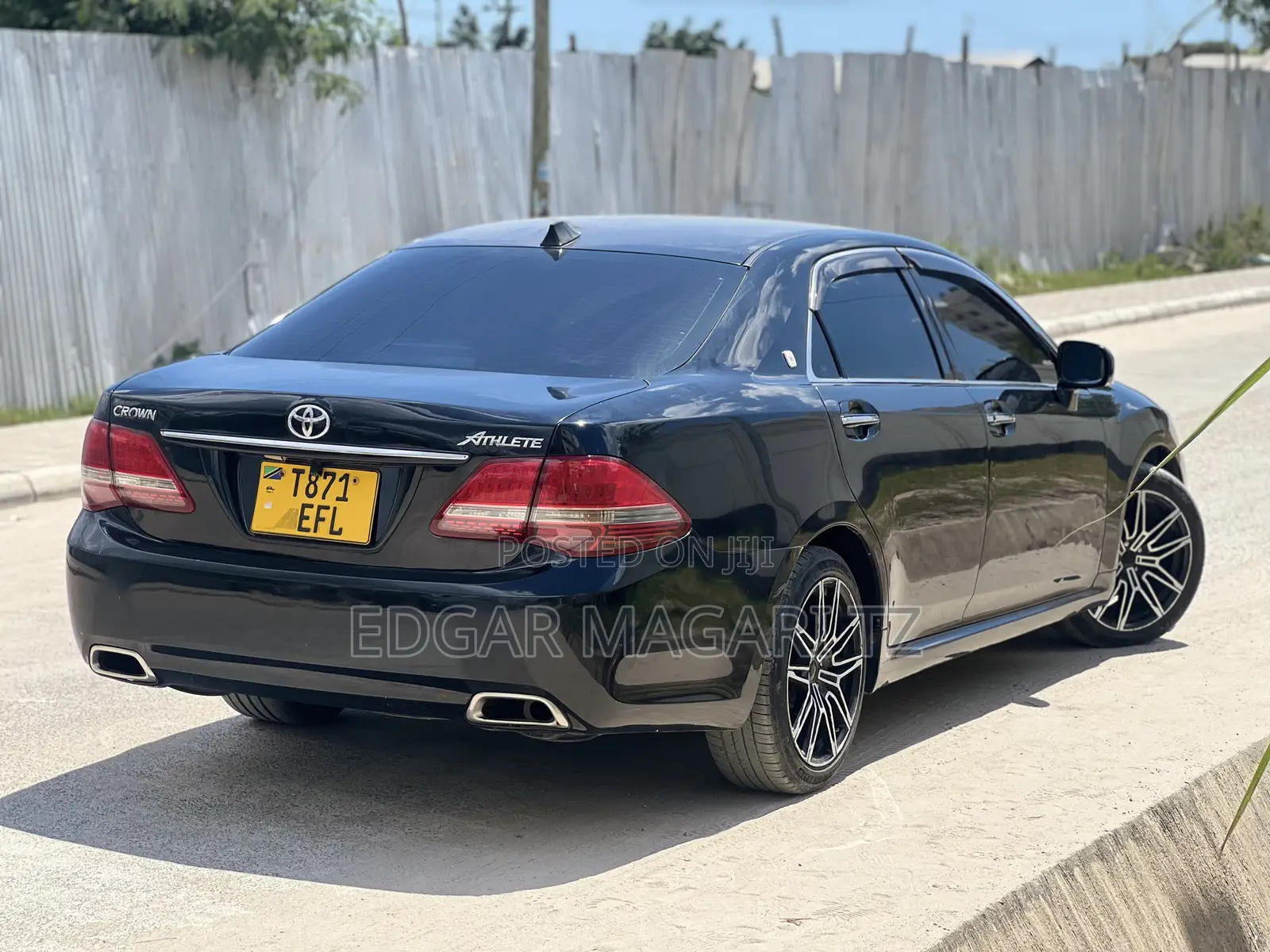 Toyota Crown 2009 Black