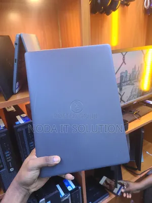 New Laptop Dell Vostro 3400 16GB Intel Core i5 SSD 1T