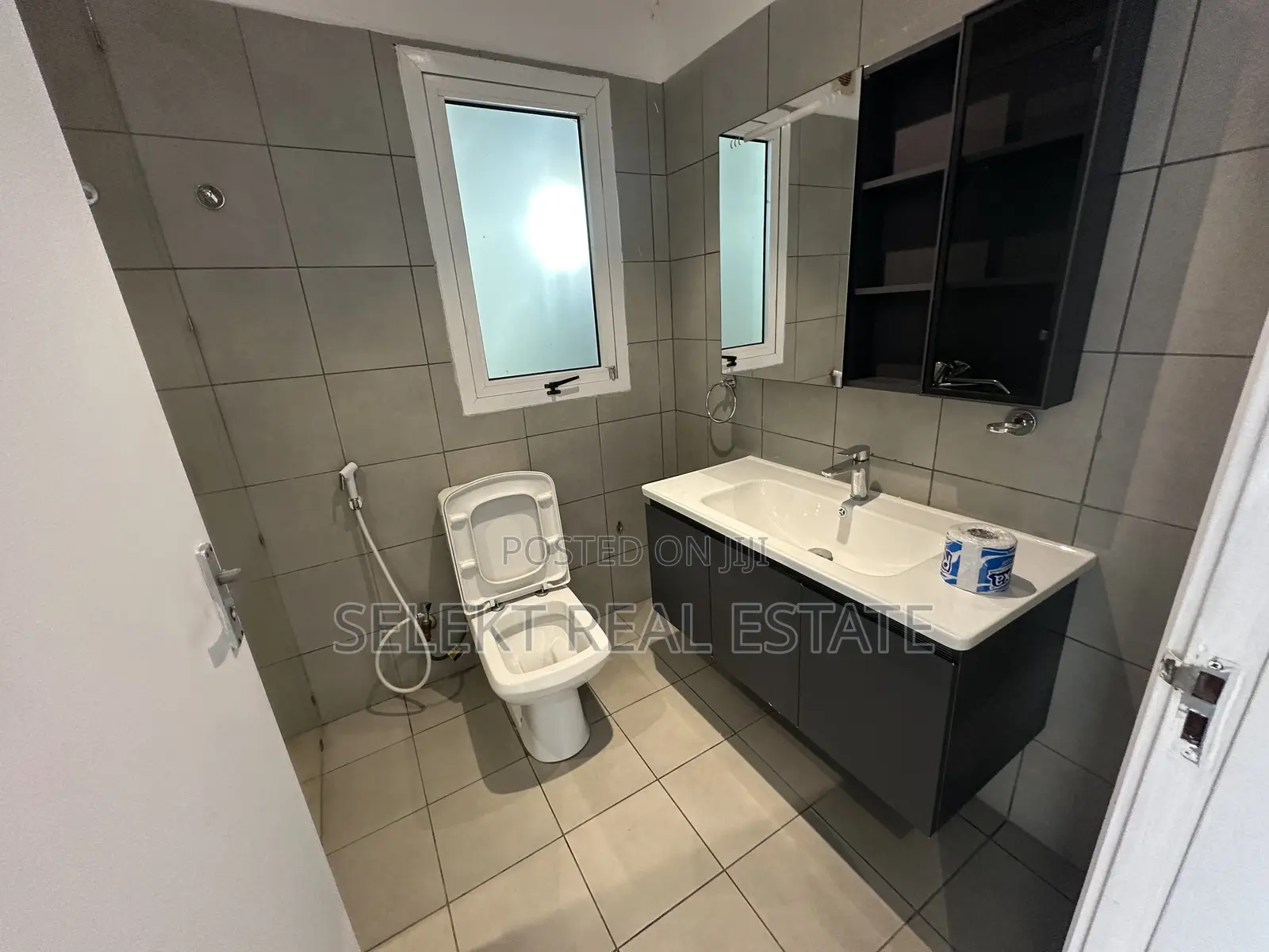 Furnished 2bdrm Apartment in Masaki for rent