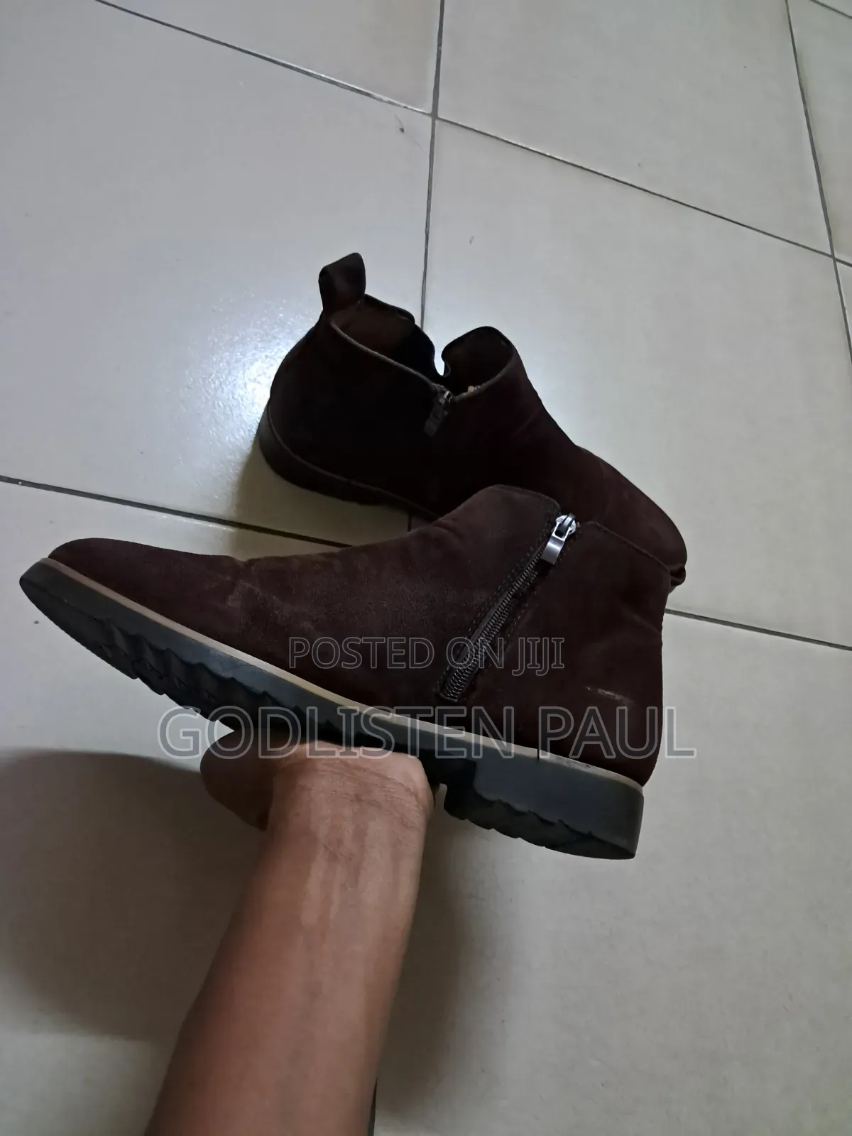 City Classic Chelsea Dark Brown Boots Mtumba Edition Size 42.