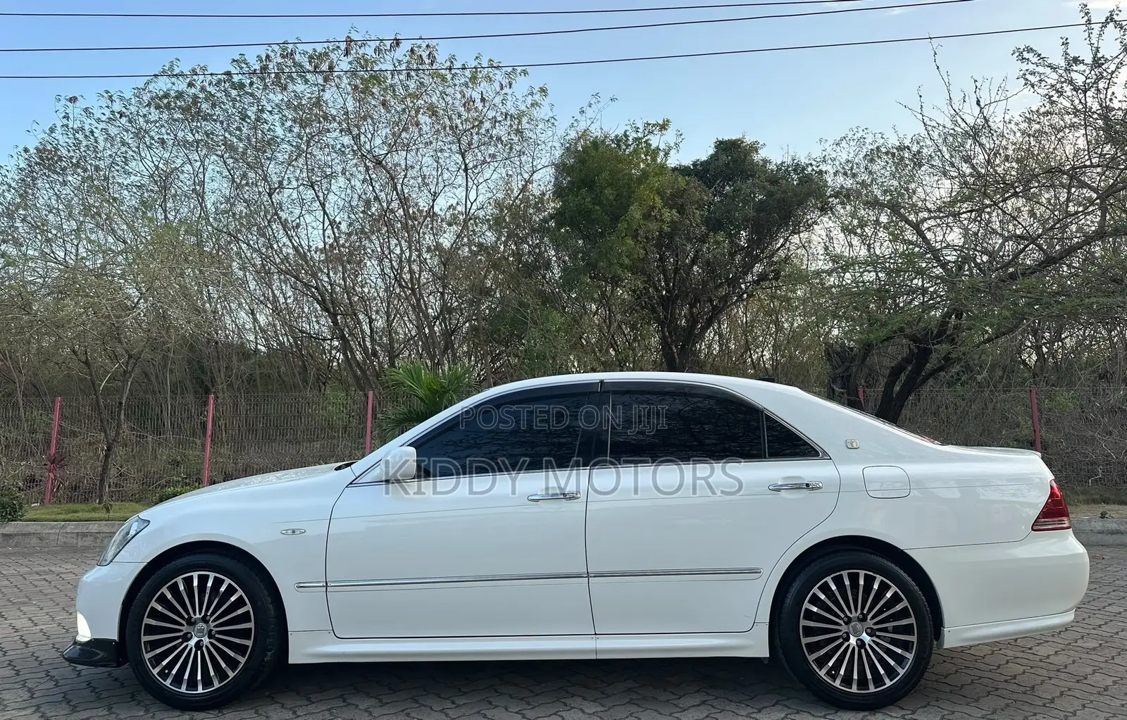 Toyota Crown 2007 Pearl