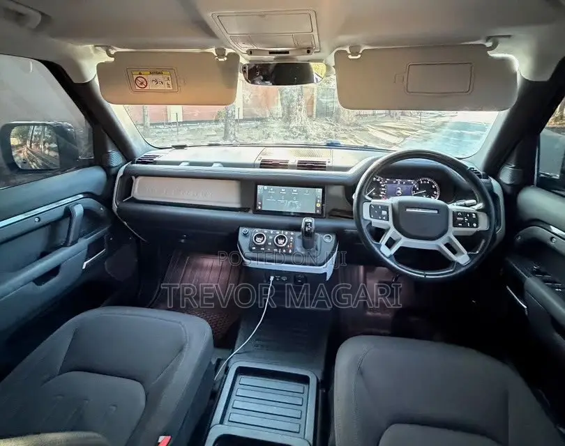 Land Rover Defender 2022 Black