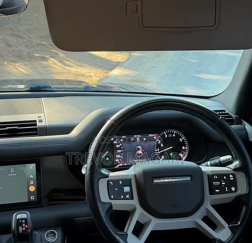 Land Rover Defender 2022 Black