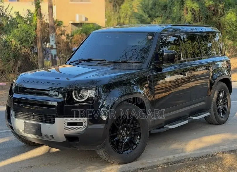Land Rover Defender 2022 Black