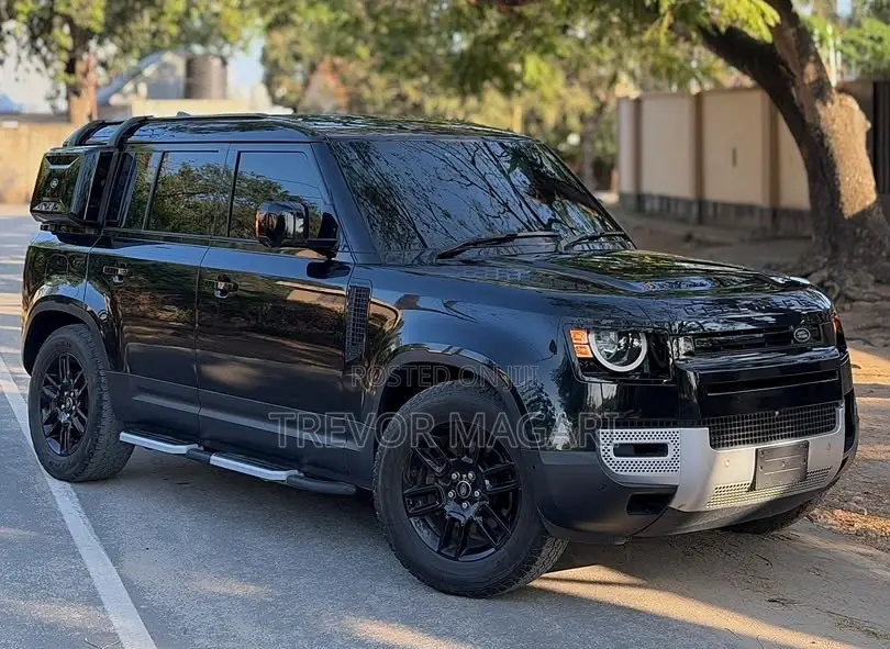 Land Rover Defender 2022 Black