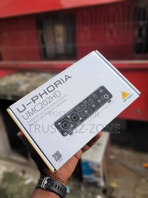 Behringer Soundcard 2way