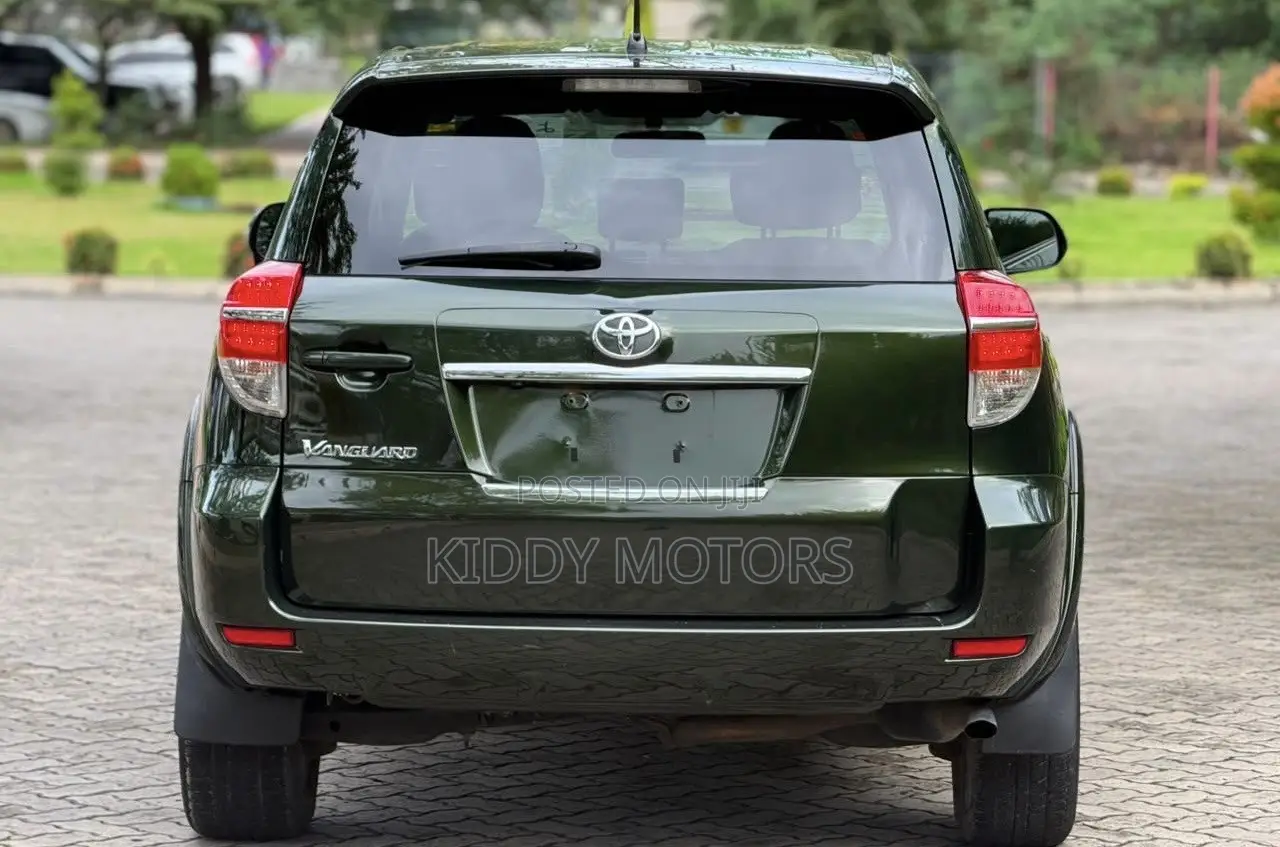 Toyota Harrier 2010 Green