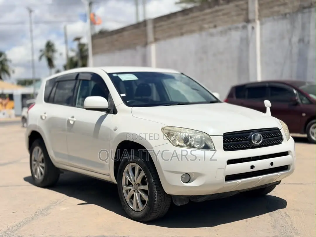 Toyota RAV4 2007 White