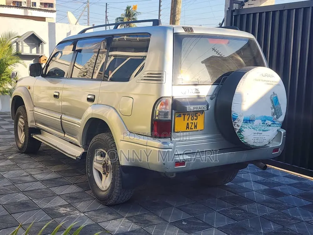 Toyota Land Cruiser Prado 2003 Silver