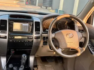 Toyota Land Cruiser Prado 2003