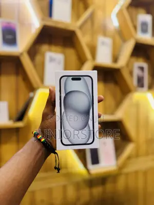 New Apple iPhone 15 256 GB Gray