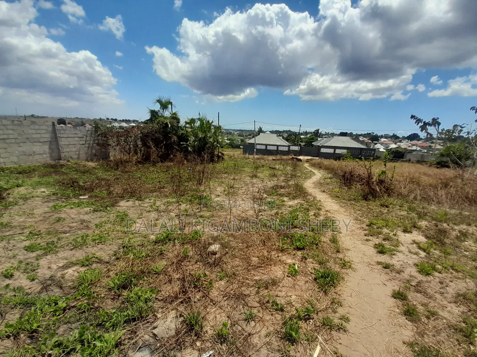 Kiwanja Kinauzwa Kigamboni Kibada Block 2