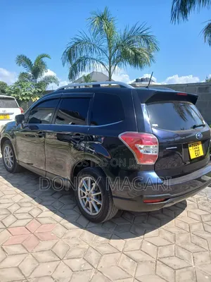 Subaru Forester 2014 Black
