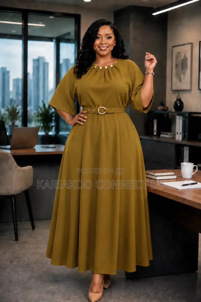 High-Fashion Belted Pleated Dress