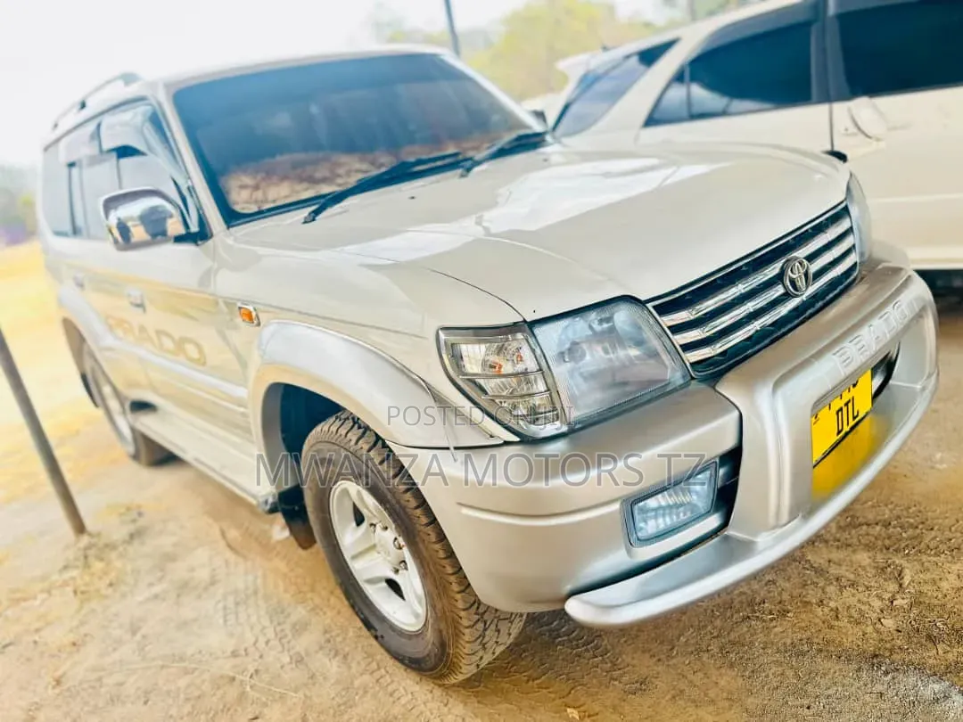 Toyota Land Cruiser Prado 2001 Beige