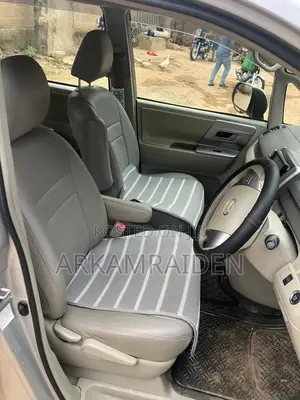 Toyota Noah 2008 Silver