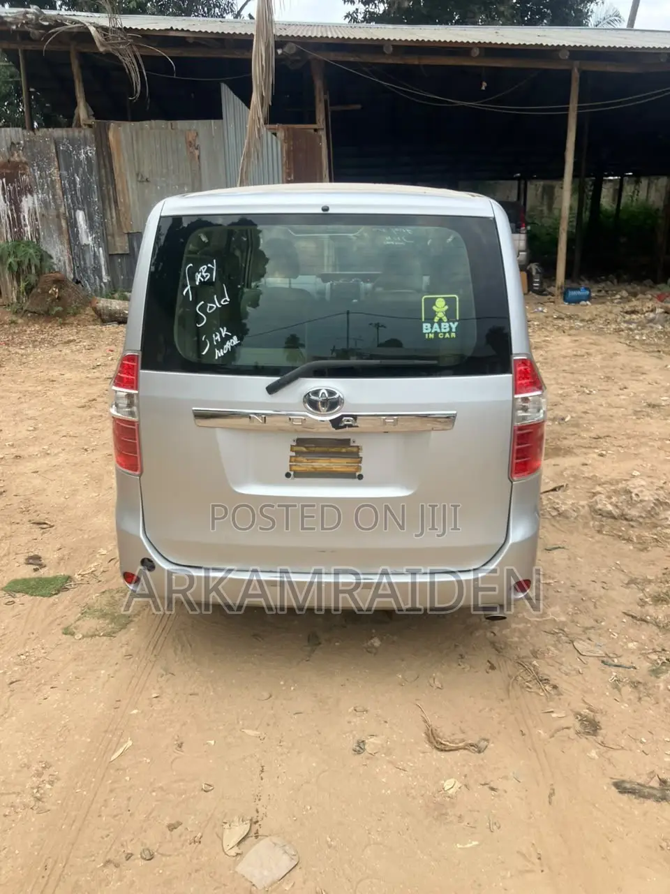 Toyota Noah 2009 Gray