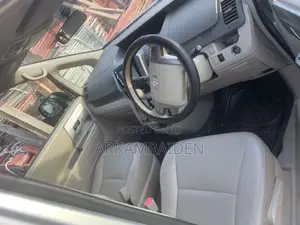 Toyota Noah 2009 Gray