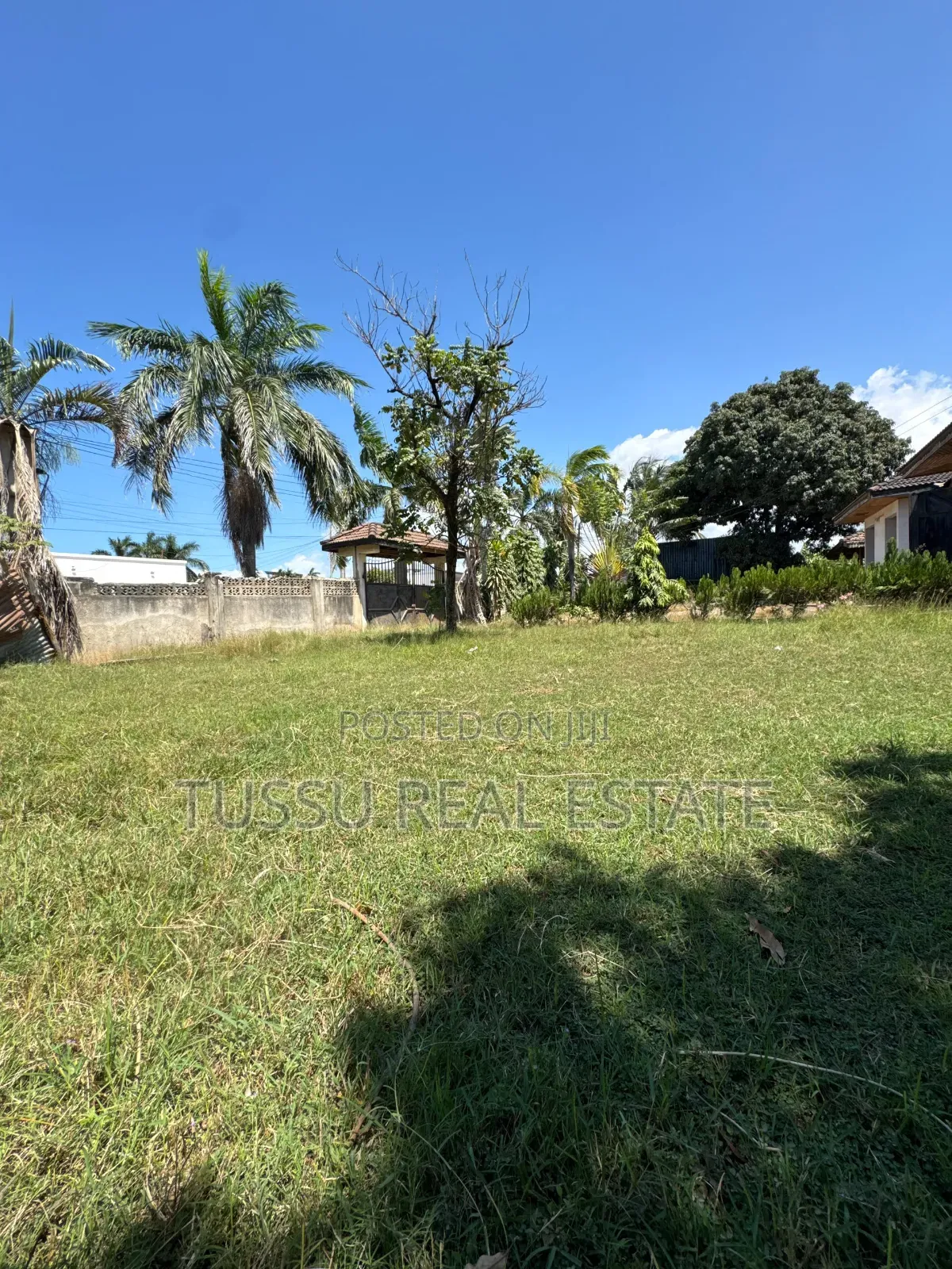 House/Plot for Sale Mbezibeach