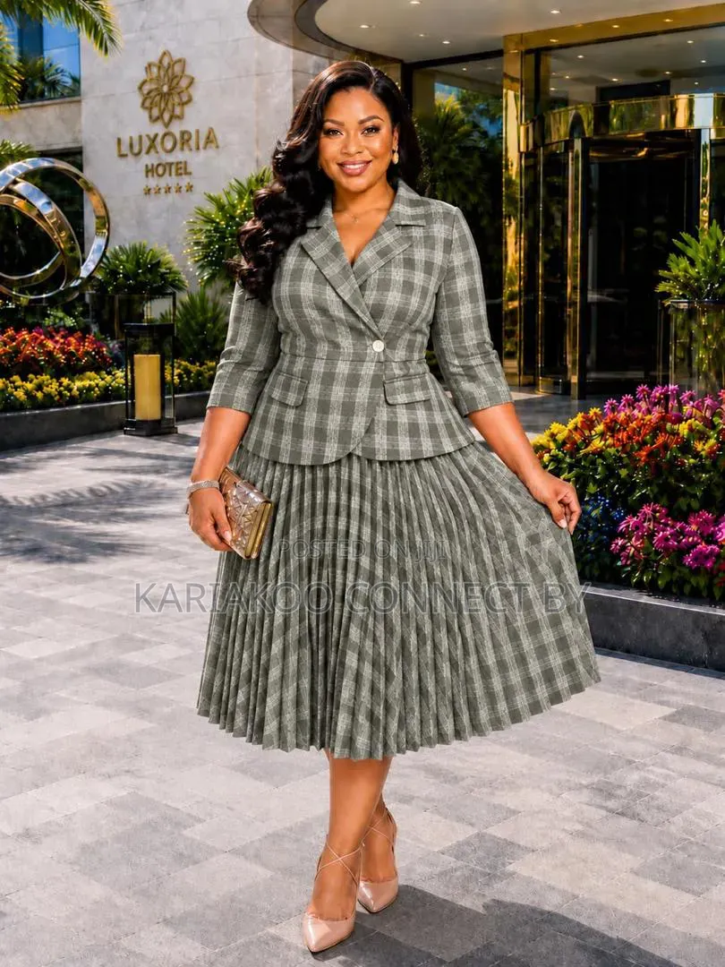 Classy Office Event Pleated Dress Set